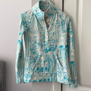Lilly Pulitzer blue and white cotton/spandex pullover